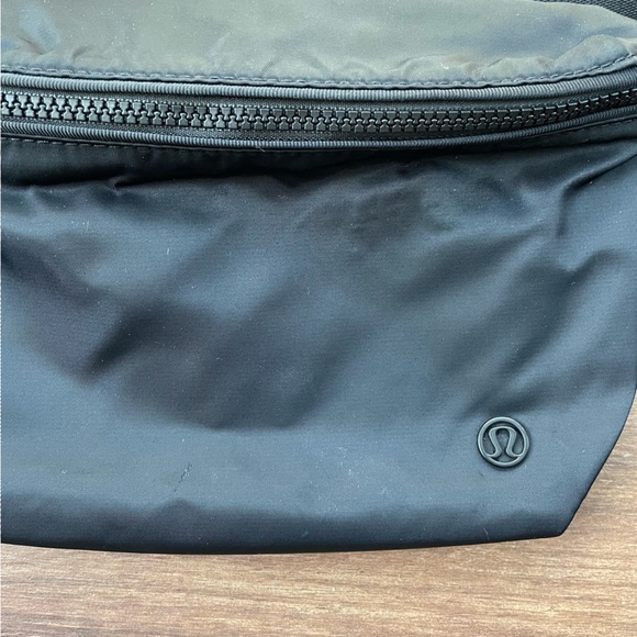 lululemon athletica go Lightly Belt Bag, black - Picture 10 of 13